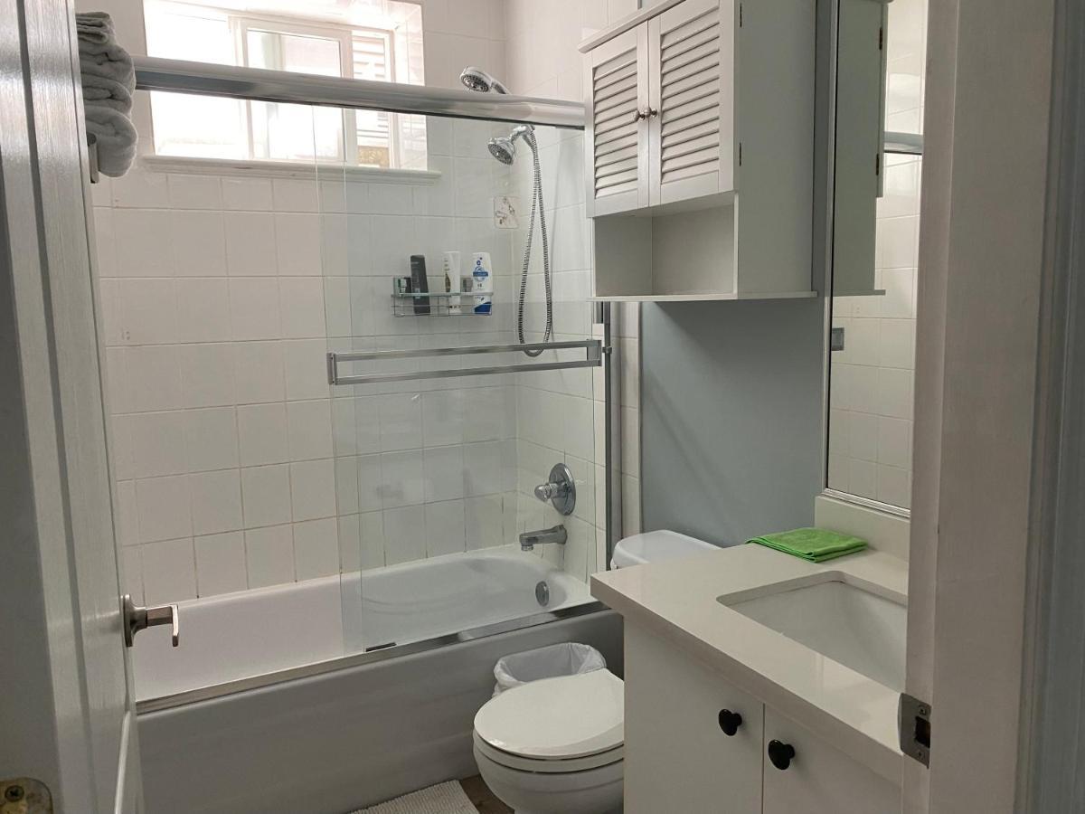 Jane'S Cozy Suite 서레이 외부 사진
